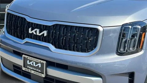 More photos of 2025 Kia Telluride EX at Fiesta Kia, CA