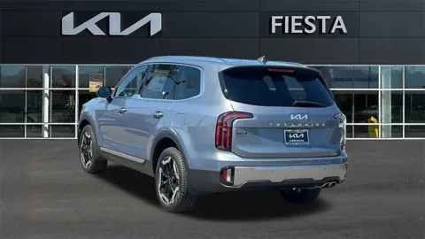 More photos of 2025 Kia Telluride EX at Fiesta Kia, CA