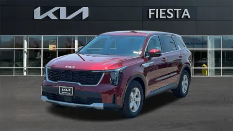 Photos of 2025 Kia Sorento LX for sale in Indio, CA at Fiesta Kia