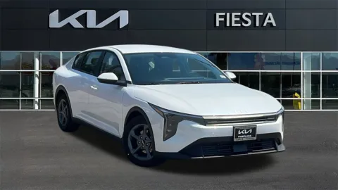 White 2025 Kia K4 LXS for sale in Indio, CA