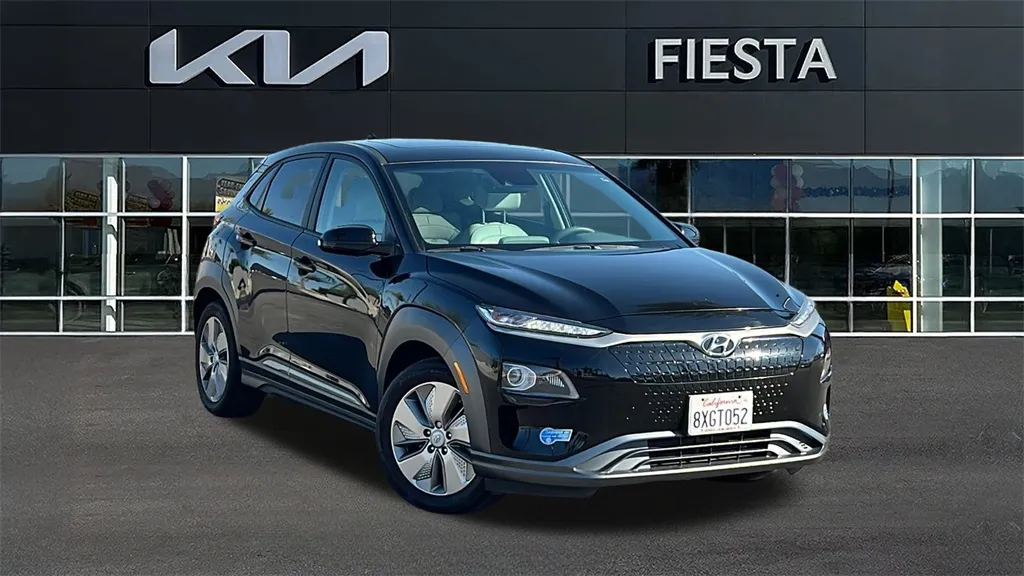 Black 2021 Hyundai Kona Electric Limited for sale in Indio, CA