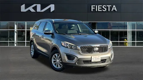 Silver 2018 Kia Sorento LX for sale in Indio, CA