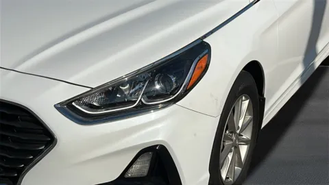 More photos of 2018 Hyundai Sonata SE at Fiesta Kia, CA
