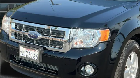 More photos of 2009 Ford Escape XLT at Fiesta Kia, CA
