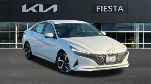 White 2023 Hyundai Elantra SEL for sale in Indio, CA
