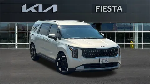 Silver 2025 Kia Carnival EX for sale in Indio, CA