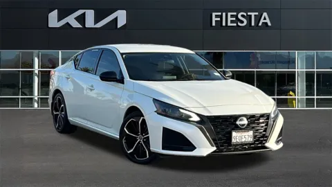 White 2023 Nissan Altima 2.5 SR for sale in Indio, CA