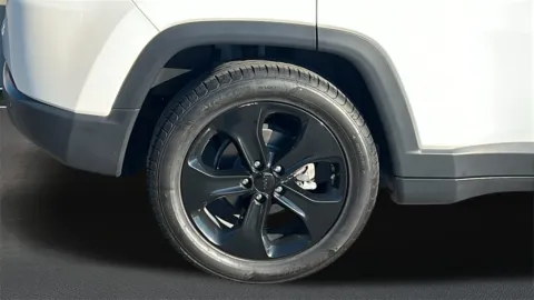 More photos of 2020 Jeep Compass Altitude at Fiesta Kia, CA