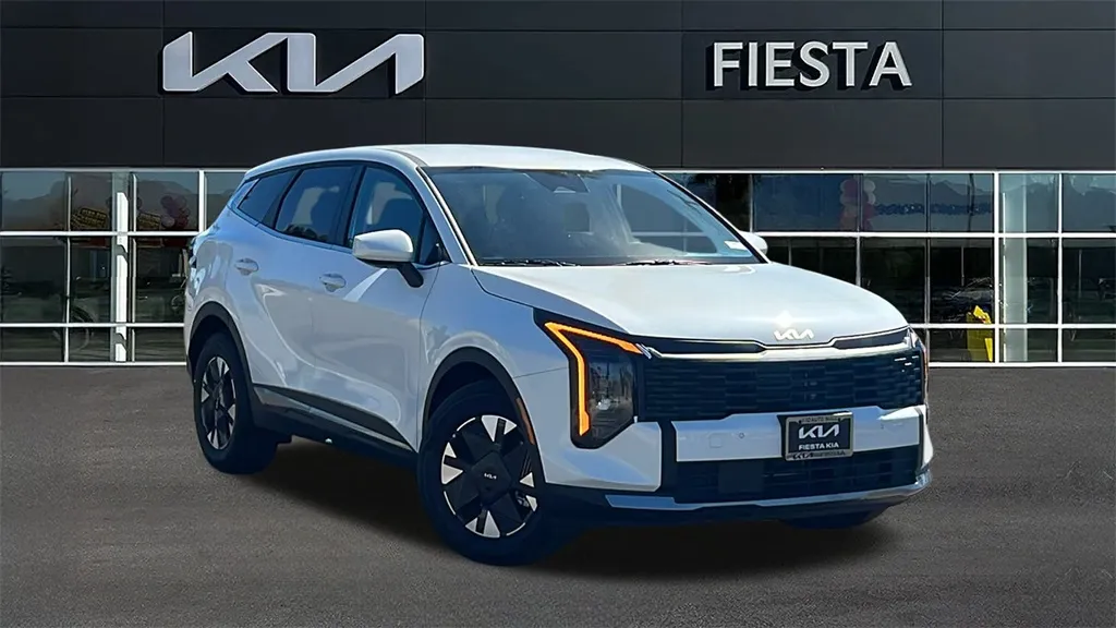 White 2026 Kia Sportage Hybrid LX for sale in Indio, CA