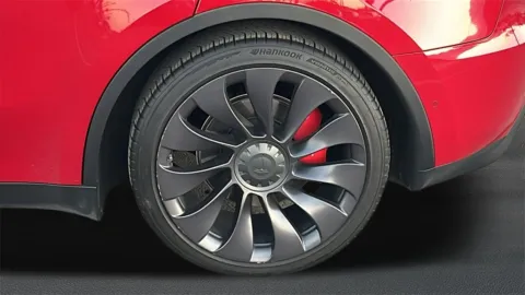 More photos of 2021 Tesla Model Y Performance at Fiesta Kia, CA