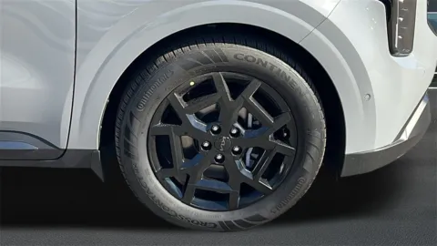 More photos of 2026 Kia Carnival SX Prestige at Fiesta Kia, CA