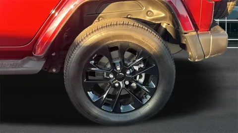 More photos of 2021 Jeep Wrangler at Fiesta Kia, CA