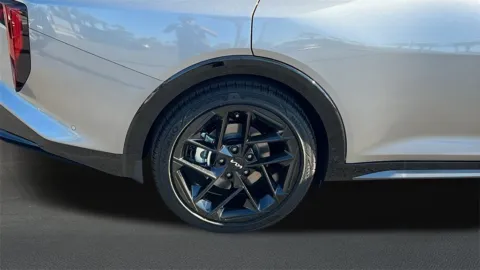 More photos of 2025 Kia K4 GT-Line Turbo at Fiesta Kia, CA
