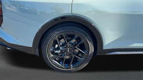 More photos of 2025 Kia K4 GT-Line Turbo at Fiesta Kia, CA