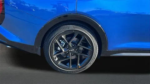 More photos of 2025 Kia K4 GT-Line Turbo at Fiesta Kia, CA