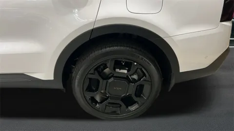 More photos of 2026 Kia Sorento LX at Fiesta Kia, CA