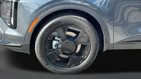 More photos of 2026 Kia Sportage Plug-In Hybrid X-Line at Fiesta Kia, CA