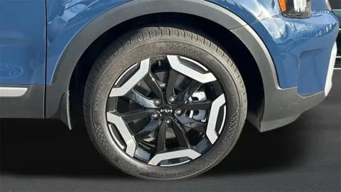 More photos of 2025 Kia Telluride S at Fiesta Kia, CA