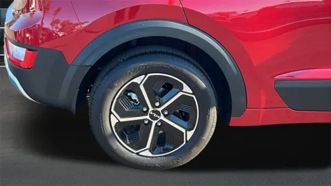 More photos of 2025 Kia Niro EX at Fiesta Kia, CA