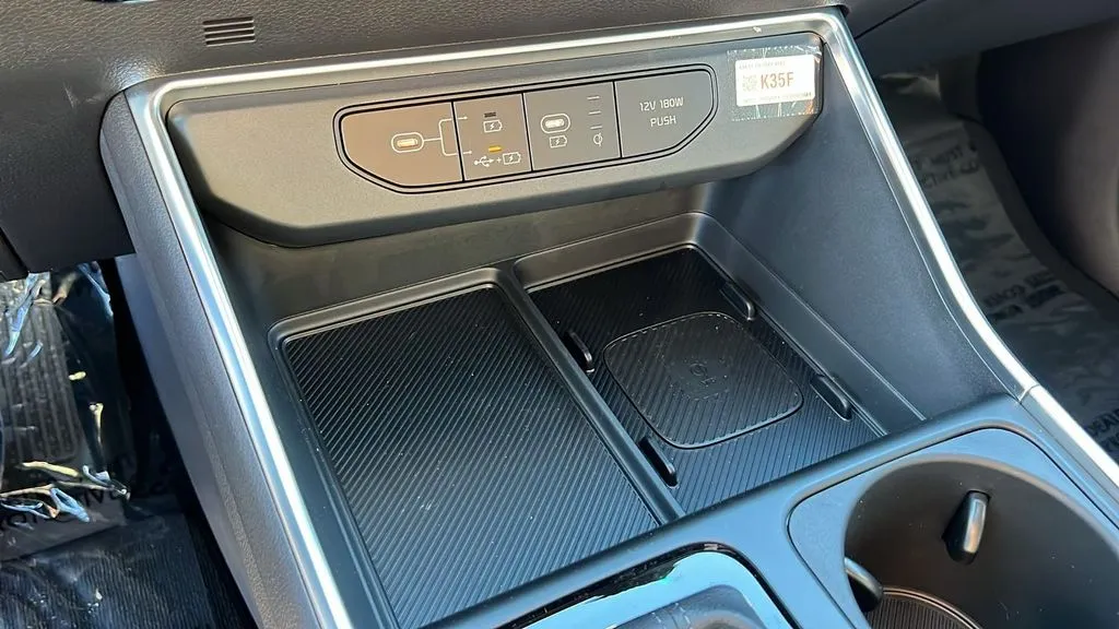 Kia Carnival photo 16