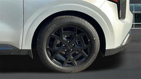 More photos of 2026 Kia Carnival SX Prestige at Fiesta Kia, CA