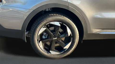 More photos of 2026 Kia Sorento Hybrid EX at Fiesta Kia, CA