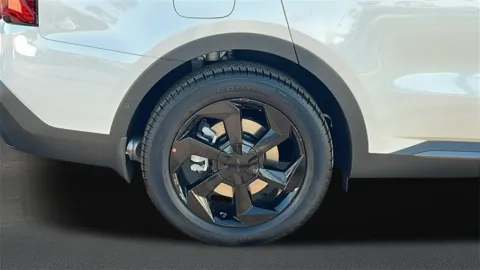 More photos of 2026 Kia Sorento Plug-In Hybrid SX Prestige at Fiesta Kia, CA