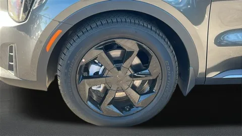 More photos of 2026 Kia Sorento Plug-In Hybrid SX Prestige at Fiesta Kia, CA