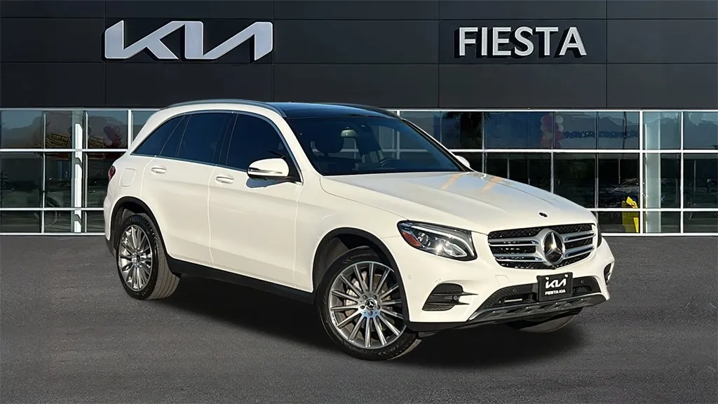 2019 Mercedes-Benz GLC 300 for sale in Indio, CA