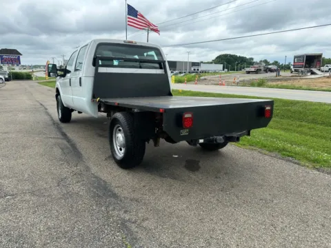 More photos of 2014 Ford F250 Super Duty Crew Cab XL Pickup 4D 8 ft at Instant Auto Sales Lancaster, OH