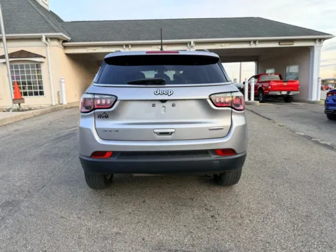 More photos of 2017 Jeep Compass All New Latitude Sport Utility 4D at Instant Auto Sales Lancaster, OH