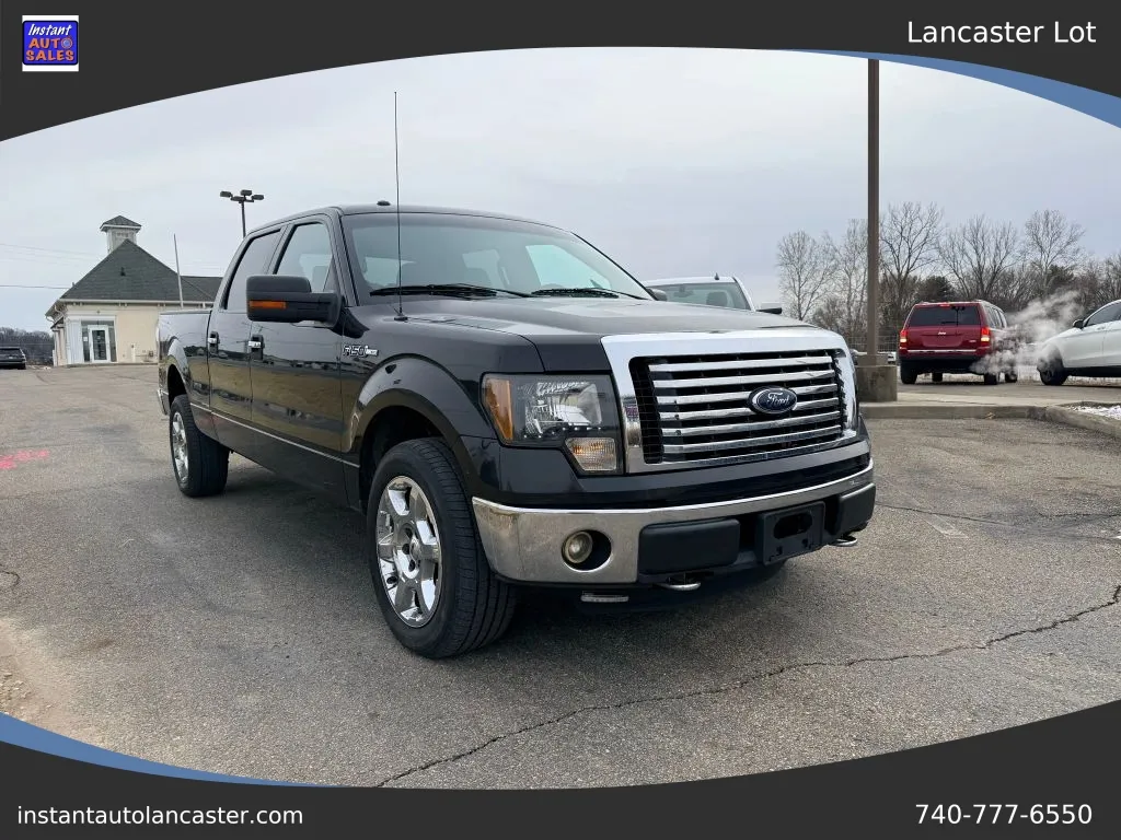 Black 2011 Ford F-150 SuperCrew Cab XLT Pickup 4D 5 1/2 ft for sale in Lancaster, OH