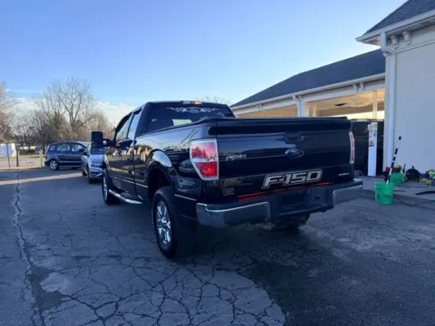 More photos of 2013 Ford F-150 Super Cab XLT Pickup 4D 6 1/2 ft at Instant Auto Sales Lancaster, OH