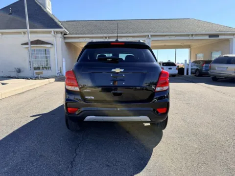 More photos of 2021 Chevrolet Trax LT Sport Utility 4D at Instant Auto Sales Lancaster, OH