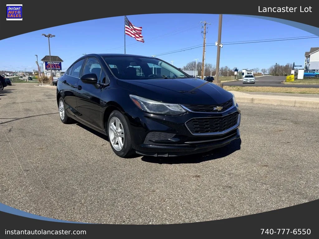 Black 2017 Chevrolet Cruze LT Sedan 4D for sale in Lancaster, OH