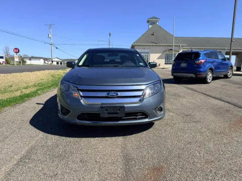 Photos of 2012 Ford Fusion SEL Sedan 4D for sale in Lancaster, OH at Instant Auto Sales Lancaster