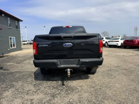 More photos of 2015 Ford F-150 SuperCrew Cab XLT Pickup 4D 5 1/2 ft at Instant Auto Sales Lancaster, OH