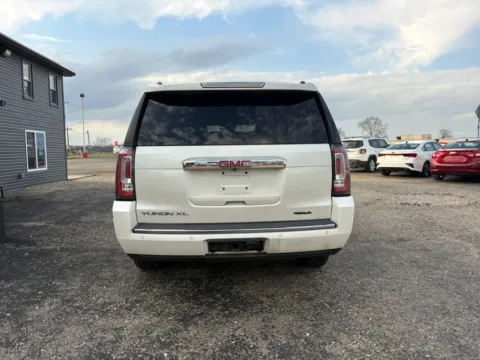 More photos of 2015 GMC Yukon XL Denali Sport Utility 4D at Instant Auto Sales Lancaster, OH