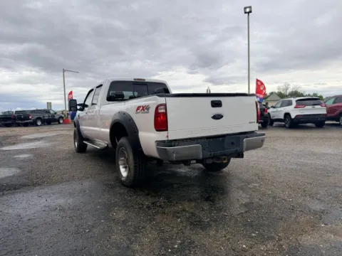 More photos of 2010 Ford F350 Super Duty Crew Cab Lariat Pickup 4D 8 ft at Instant Auto Sales Lancaster, OH
