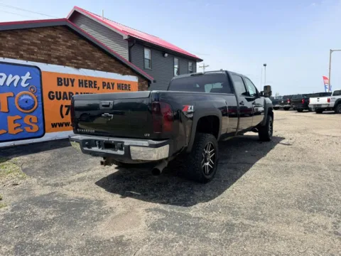 More photos of 2008 Chevrolet Silverado 3500 HD Crew Cab LTZ Pickup 4D 8 ft at Instant Auto Sales Lancaster, OH
