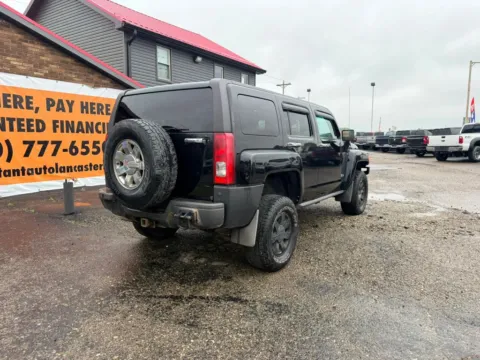 More photos of 2006 HUMMER H3 Sport Utility 4D at Instant Auto Sales Lancaster, OH