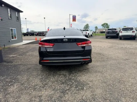 More photos of 2018 Kia Optima LX Sedan 4D at Instant Auto Sales Lancaster, OH
