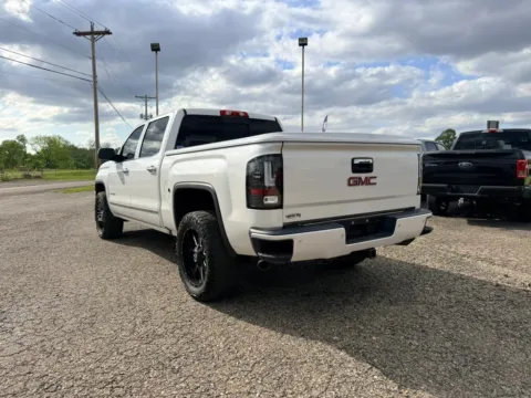 More photos of 2017 GMC Sierra 1500 Crew Cab Denali Pickup 4D 5 3/4 ft at Instant Auto Sales Lancaster, OH