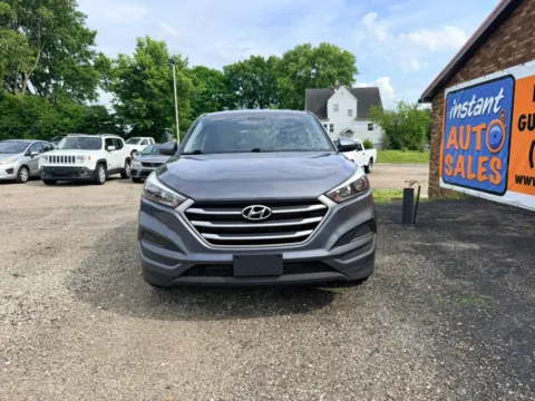 Photos of 2018 Hyundai Tucson SE Sport Utility 4D for sale in Lancaster, OH at Instant Auto Sales Lancaster