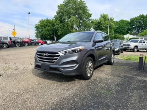 Another view of 2018 Hyundai Tucson SE Sport Utility 4D for sale in Lancaster, OH at Instant Auto Sales Lancaster