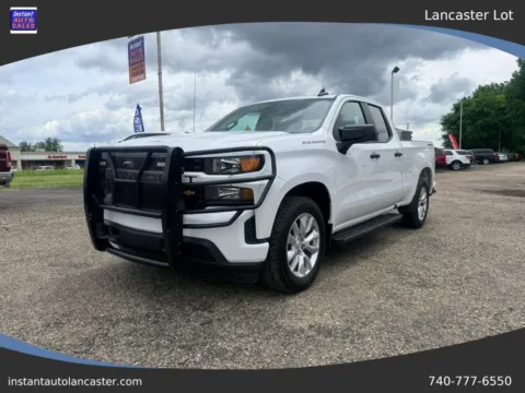 White 2022 Chevrolet Silverado 1500 Limited Double Cab Custom Pickup 4D 6 1/2 ft for sale in Lancaster, OH