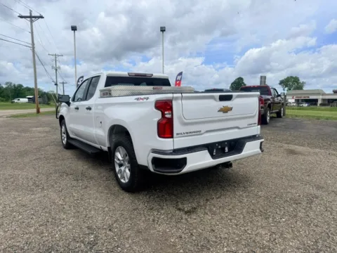More photos of 2022 Chevrolet Silverado 1500 Limited Double Cab Custom Pickup 4D 6 1/2 ft at Instant Auto Sales Lancaster, OH