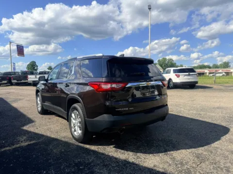 More photos of 2018 Chevrolet Traverse LT Sport Utility 4D at Instant Auto Sales Lancaster, OH