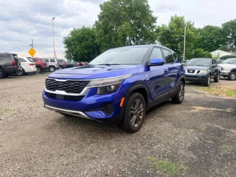 Another view of 2021 Kia Seltos LX Sport Utility 4D for sale in Lancaster, OH at Instant Auto Sales Lancaster