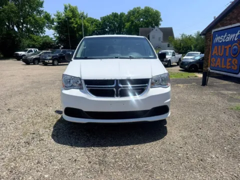 Photos of 2017 Dodge Grand Caravan Passenger SE Minivan 4D for sale in Lancaster, OH at Instant Auto Sales Lancaster